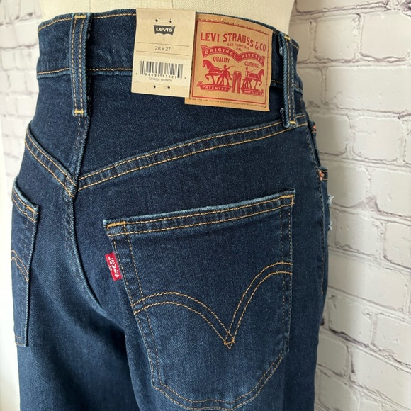 Levi's Ribcage Straight Ankle Button Fly Jeans--Sz 28 - Picture 6 of 16